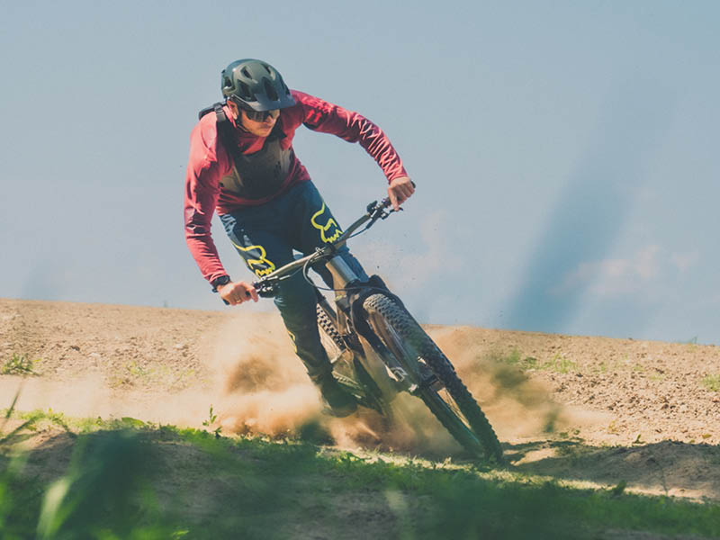 ueber-mich-gehrenbike-nic-schneider-gehrenberg-markdorf-bodensee-fahrraeder Snowboarding